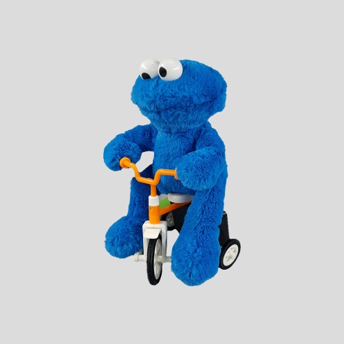 SESAME STREET 세서미 스트리트 자전거타는 쿠키몬스터 봉제인형 장난감 홈데코