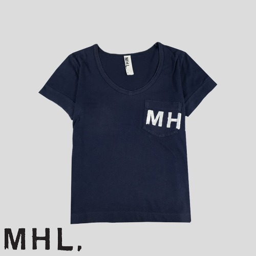 MHL 마가렛호웰 네이비 화이트 로고 U넥 와이드넥  원포켓 슬림핏 반팔 티셔츠  SIZE WOMANS M