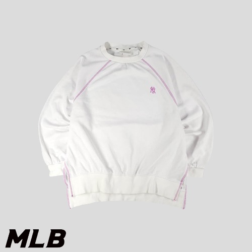 MLB 엠엘비 화이트 라이트퍼플 뉴욕양키즈 사이드 트임  가오리핏 스웻 맨투맨 티셔츠 M-L