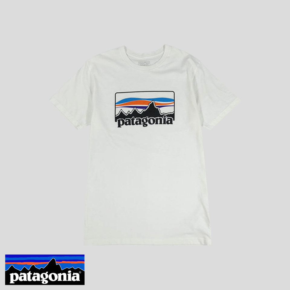 파타고니아 화이트 로고프린팅 슬림핏 오가닉코튼 폴리 반팔 티셔츠 MADE IN MAXICO S