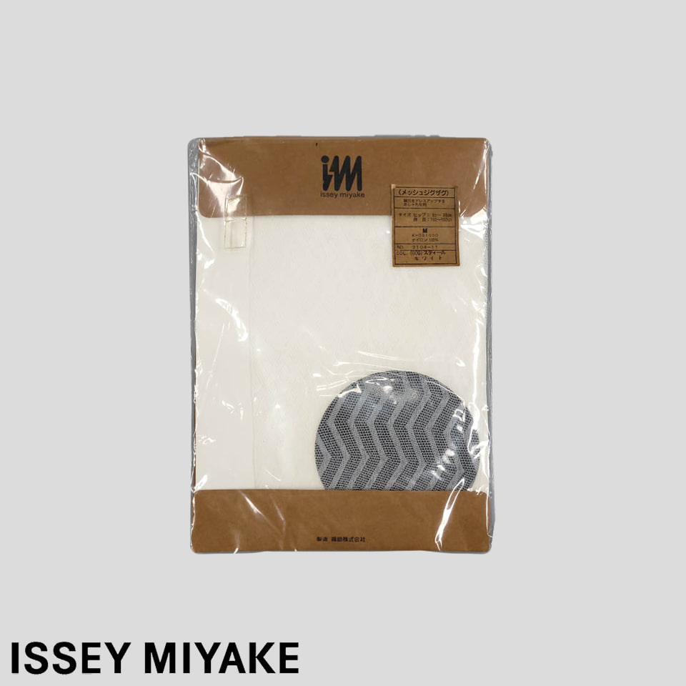 ISSEY MIYAKE 이케이미야케 화이트 지그재그 패턴 시스루 망사 팬티 스타킹 새상품